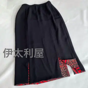 이타리야 이탈리아 타이트 스커트 레오파드 무늬 안감 슬릿