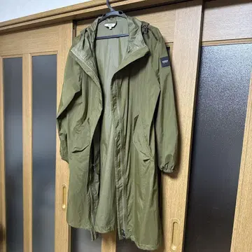 AIGLE 후드 부착 올리브 코트 사이즈 40