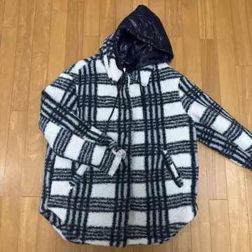 ZARA 보아 자켓