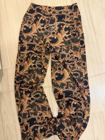 새상품 ZARA 와이드 팬츠 밴딩 체인 패턴 바로크풍