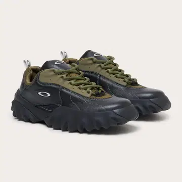 Oakley Brain dead factory team chop saw