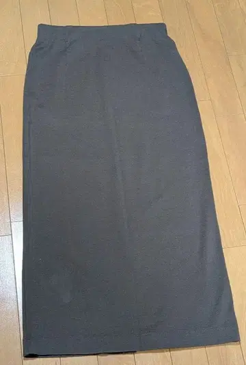 그레이 타이트 스커트