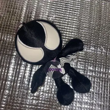 유니버셜 스파이더맨 블랙 인형 배지