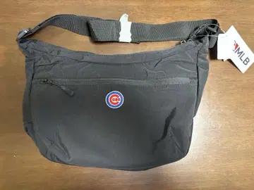 미사용 새상품 MLB 블랙 숄더백 (시카고 컵스)