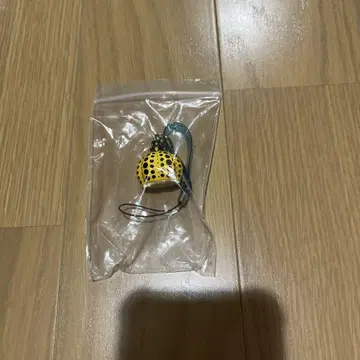 아마도 미사용 새상품 쿠사마 야요이 나오시마 한정판 키링 호박 호박
