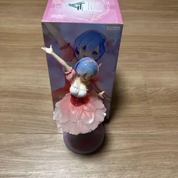 렘 피규어 벚꽃