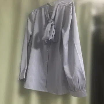 EASEL 새상품 리본 블라우스