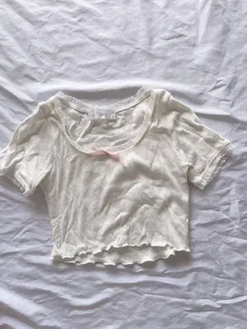 the virgins 상의 레이스 반팔