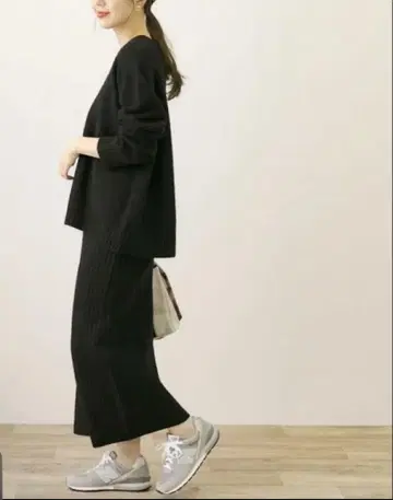 상의 x 스커트 니트 셋업