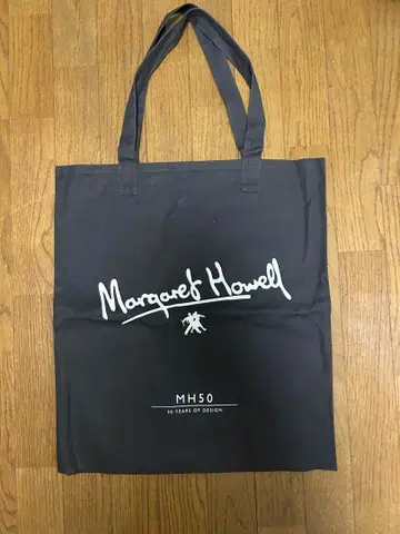 마가렛호웰 50주년 기념 토트백