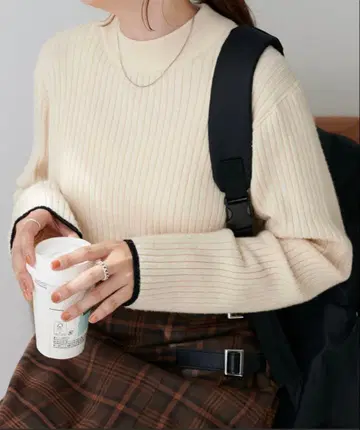DISCOAT 쫄깃쫄깃 리브 파이핑 하이넥