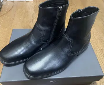 [ 미사용 ] ROCKPORT TAYLOR ZIP BOOT C12625