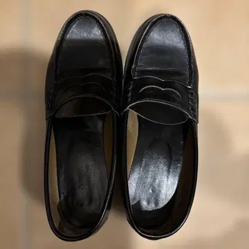 블랙 로퍼 가죽 신발