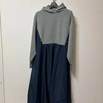 새상품 RADIATE 후드 부착 롱 원피스 이소재 드로스트