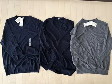 미사용 유니클로 UNIQLO 메리노 V넥 스웨터 전부 L 사이즈