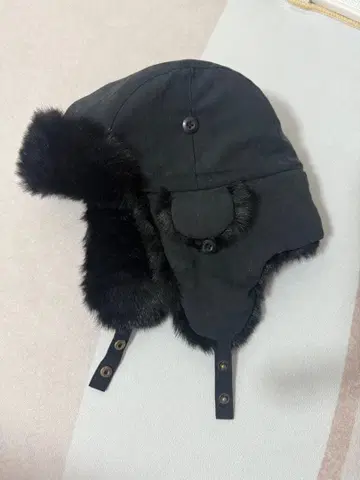 블랙 퍼 플라이트 캡