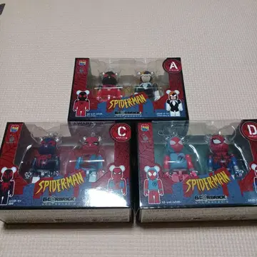 베어브릭 스파이더맨 3