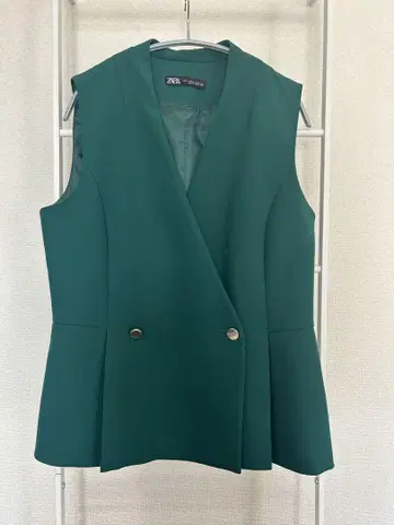 새상품급 ZARA 베스트 L