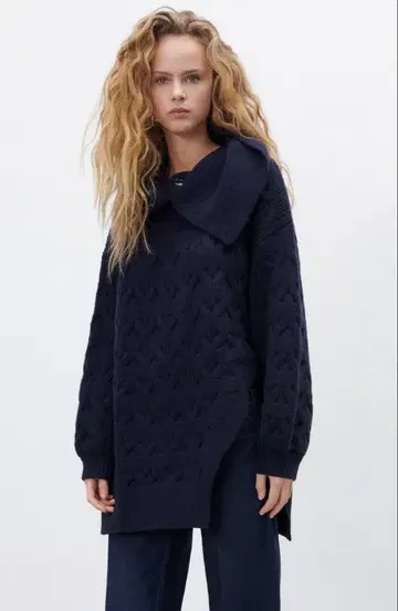 새상품 ZARA 사이드 슬릿 니트 스웨터 M