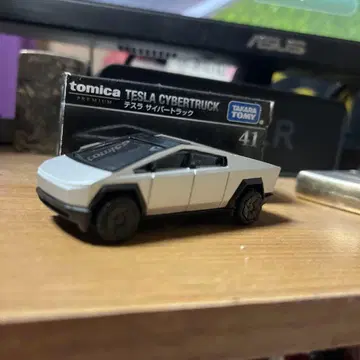 테슬라 사이버트럭