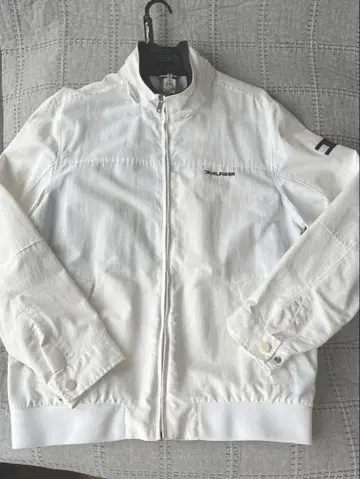TOMMY HILFIGER 화이트 자켓 L 사이즈