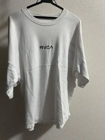 RVCA BIG SILHOUETTE TEE M 화이트