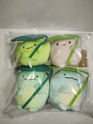 스미코구라시 나뭇잎으로 비를 피하는 봉제 인형 4개 세트