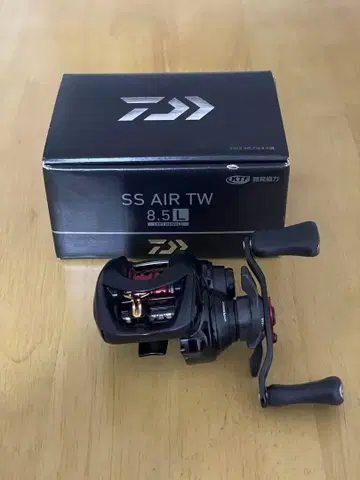 Daiwa 23 SS AIR TW 8.5L