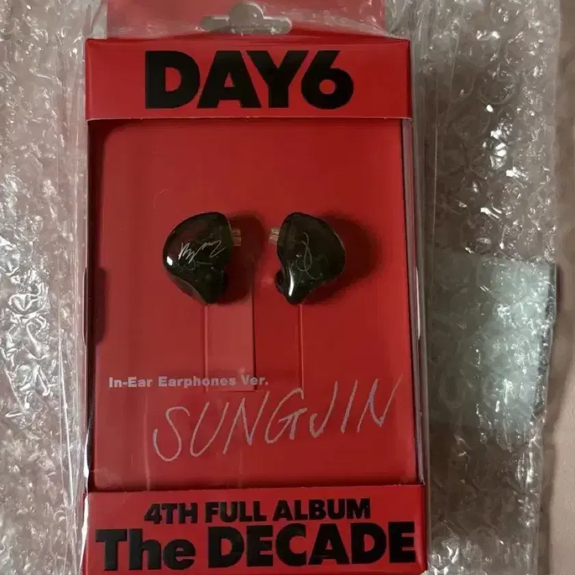DAY6 | 데이식스 Day6 The DECADE Sungjin In-ear Earphone Vahn