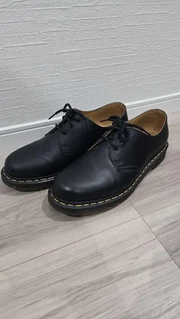 Dr.Martens 1461 3홀