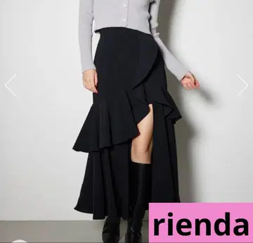 rienda 더블 프릴 슬릿 스코트 숏팬츠 블랙