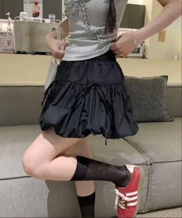 프론트 리본 벌룬 플레어 스커트