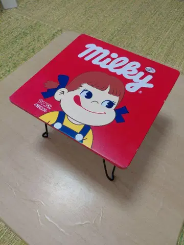 후지야 페코짱 접이식 미니 테이블