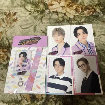 BACK TO THE MEMORY PART4 굿즈