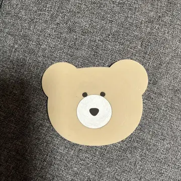 곰 얼굴 모양 플라스틱 아이템