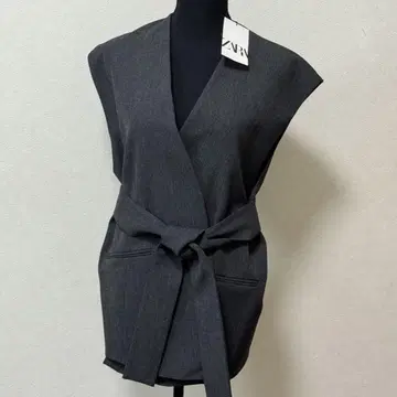 [ 새상품 ] ZARA 오버 사이즈 벨트 허리 코트 슬리브리스 M