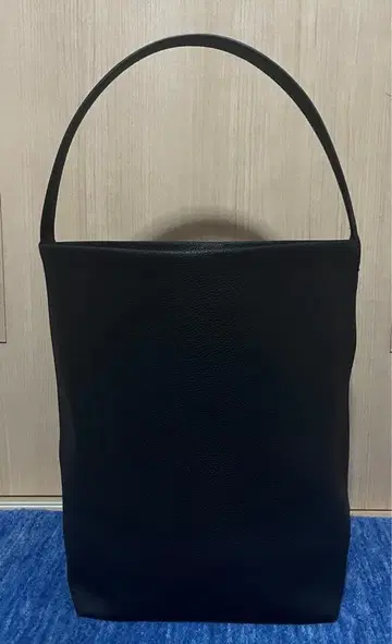 원 핸들 가죽 숄더백