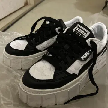 PUMA ATMAS PINK 블랙/화이트 스니커즈