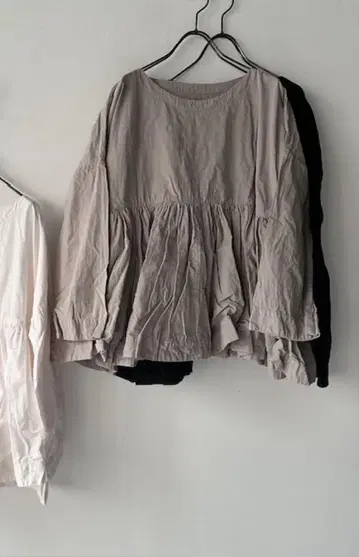 이번 시즌 신상품 베리떼꾸르 풀오버 LTD146