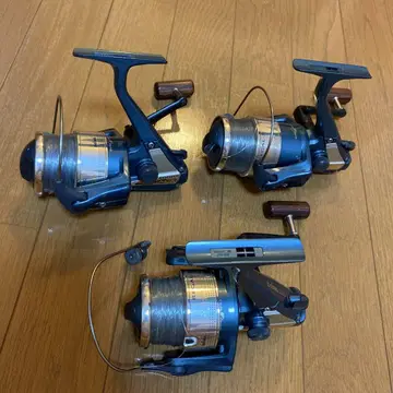 DAIWA REGAL-X 4000T 스피닝 릴 2개 세트 (정크 1개)