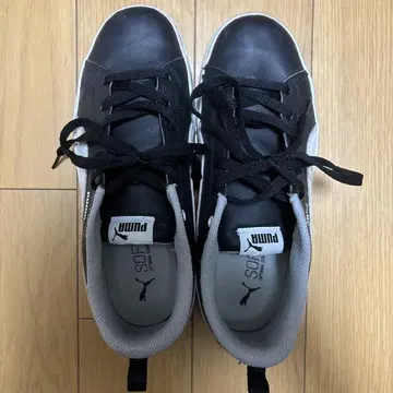 PUMA 블랙/화이트 스니커즈