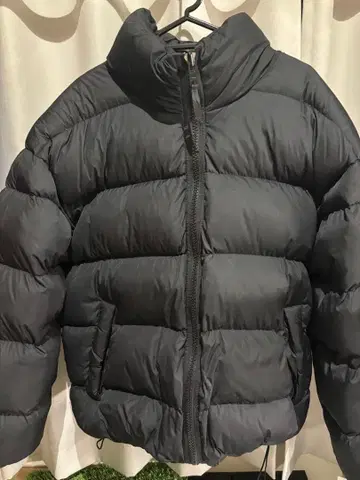 Champion 블랙 다운 자켓
