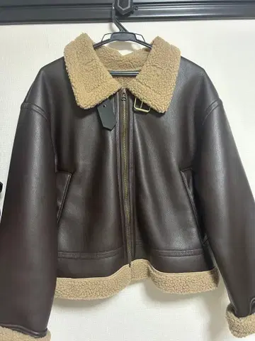 브라운 가죽 숏 자켓