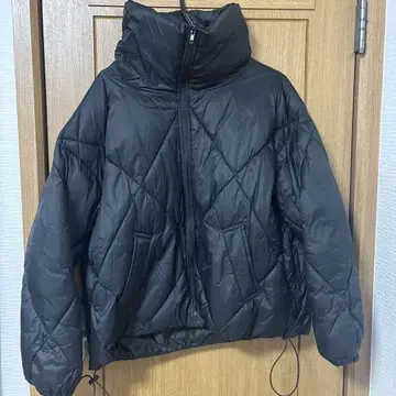블랙 퀼팅 다운 자켓
