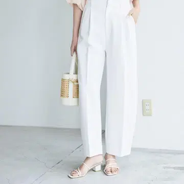베이스먼트 온라인 커브 배기 팬츠 화이트 SP