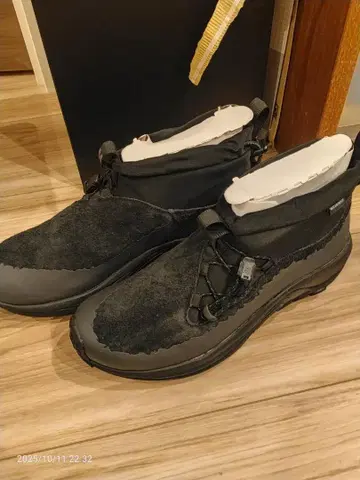 MERRELL (머렐) 하이컷 아웃도어 신발 블랙 25.5cm