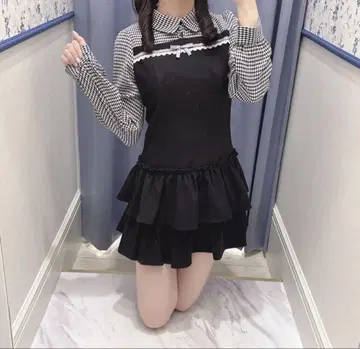 evelyn 티어드 미니 OP 긴팔 블랙