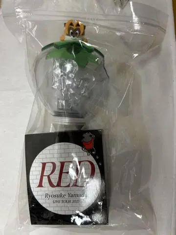 야마다 료스케 솔로 콘서트 RED 응원봉