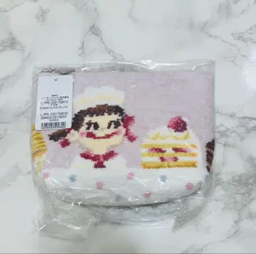 러브리 바이 페이러 페코짱 콜라보 페코 파티스리 파우치 빅 사이즈