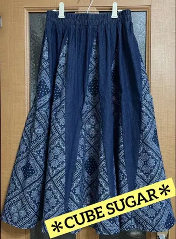 CUBE SUGAR*기하학 패턴 플레어 스커트